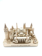 Load image into Gallery viewer, Istanbul city skyline 3D model in gold on a square base