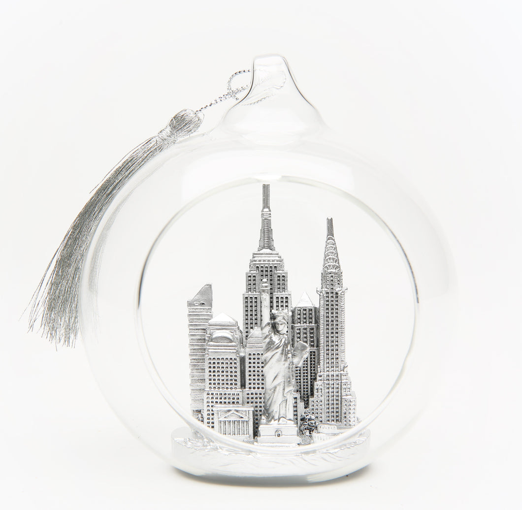 NYC keepsake Christmas Ornaments Skyline landmark Empire State Building, Statue of Liberty Treasures it all in one ornament 6 inches