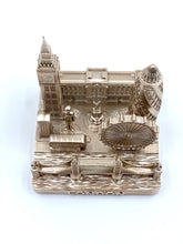 Load image into Gallery viewer, London City Skyline 3D Model Landmark Replica Square Rose Gold 4 ½ Inches
