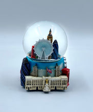 Load image into Gallery viewer, London 3D Musical Snow Globe

