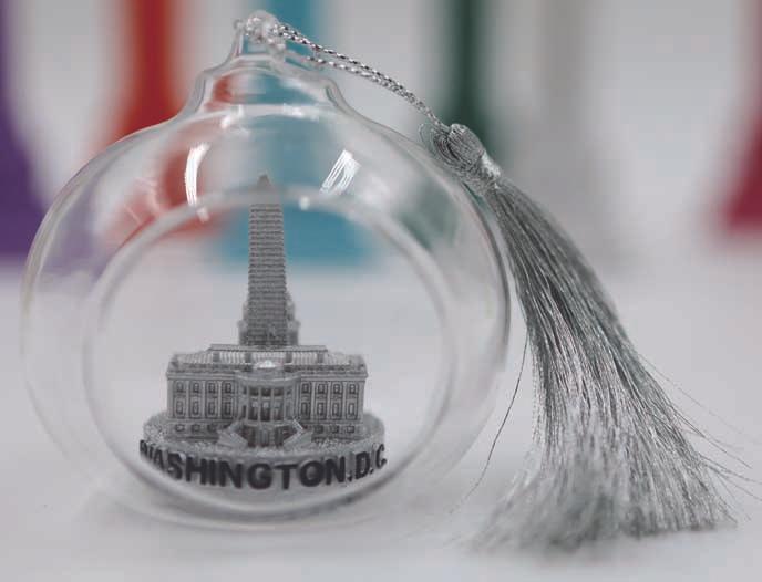 Glass   ornament of  Washington Dc  color sliver   keep Christmas Ornaments 3 inches
